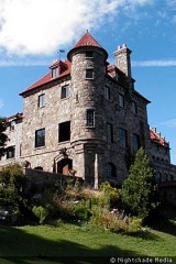 Singer Castle, Dark Island 